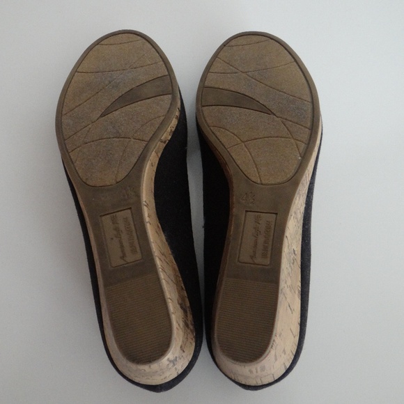 Girl's American Eagle Black Wedges Size 4 1/2 New - Picture 4 of 6